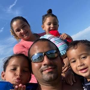 Meet your Posher, Adamariskenneth